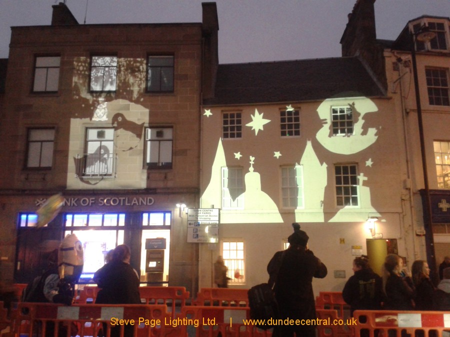 Outdoor projection of artworks